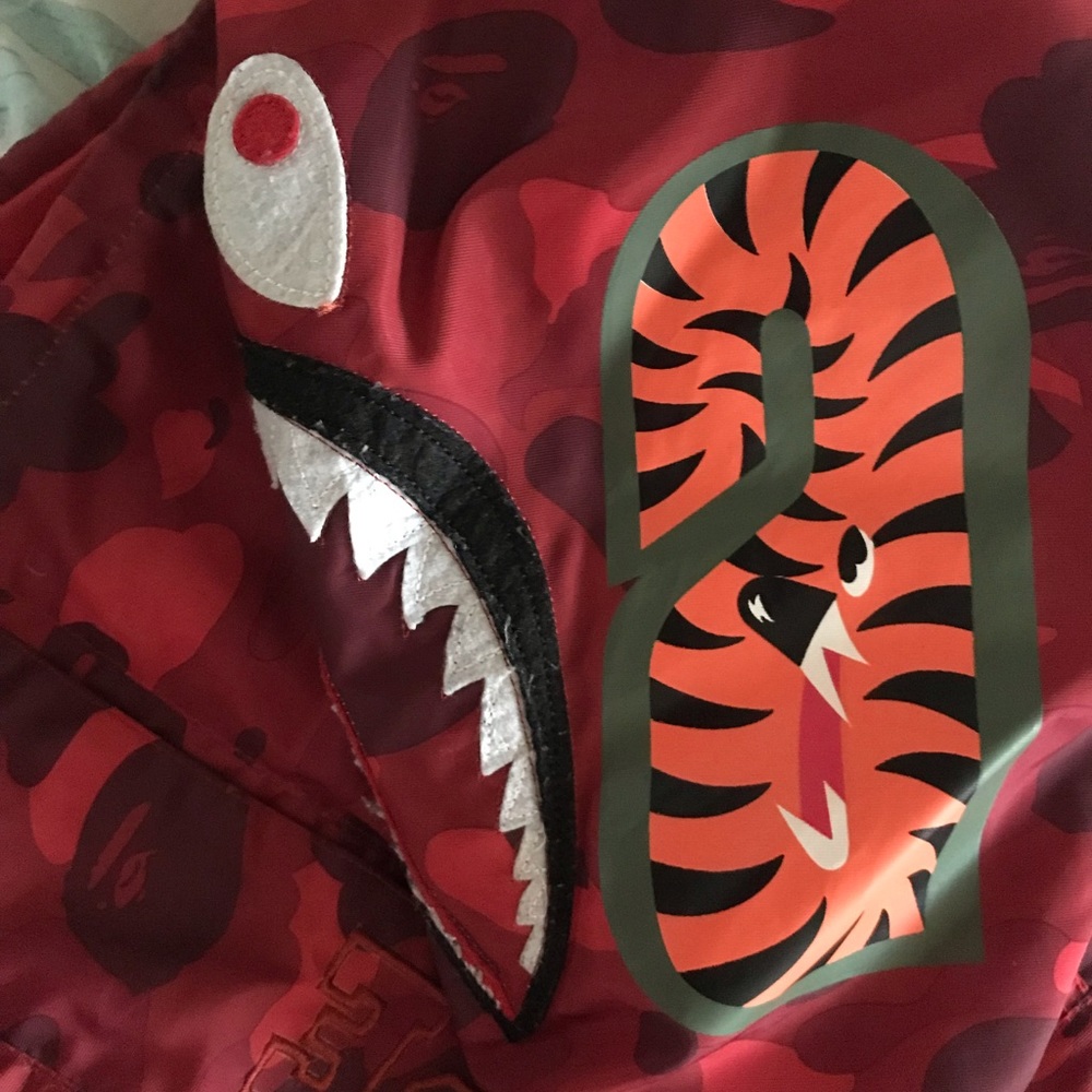 Red bape jacket - Picture 2 of 4